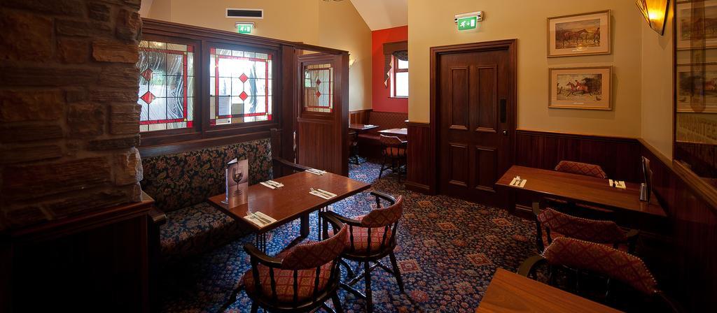 Corr'S Corner Hotel Newtownabbey Ngoại thất bức ảnh